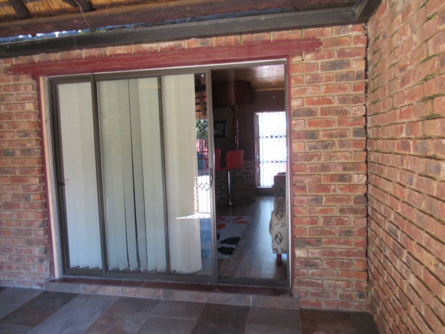 4 Bedroom Property for Sale in Riebeeckstad Free State